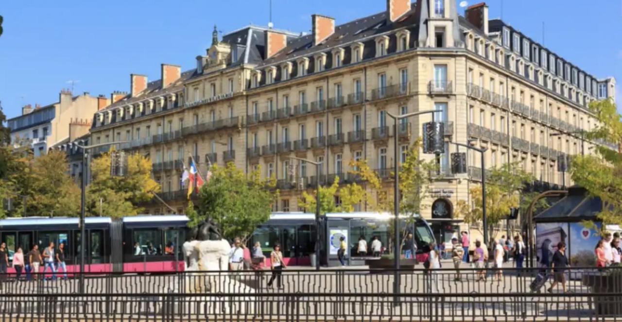 Chambre Cocoon Dans Une Maison Avec Spa Et Jardin En Centre Ville Dijon Exterior foto