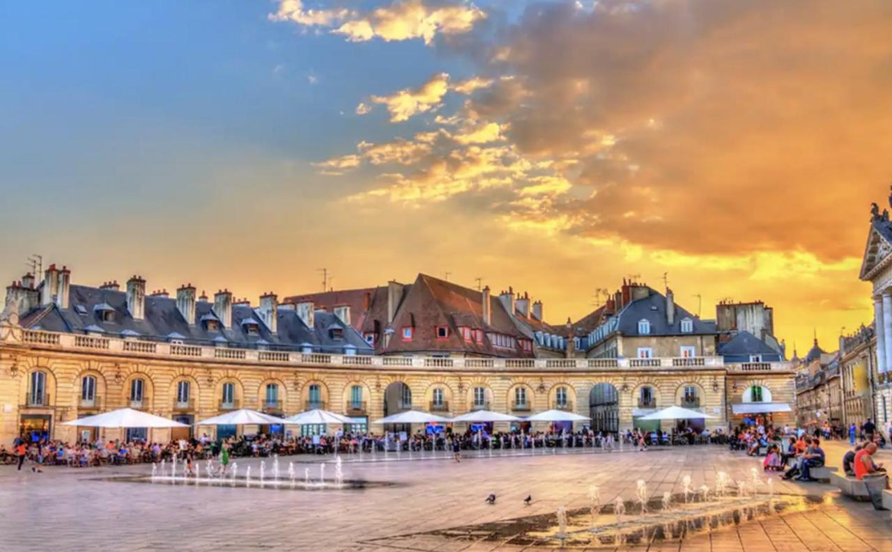 Chambre Cocoon Dans Une Maison Avec Spa Et Jardin En Centre Ville Dijon Exterior foto