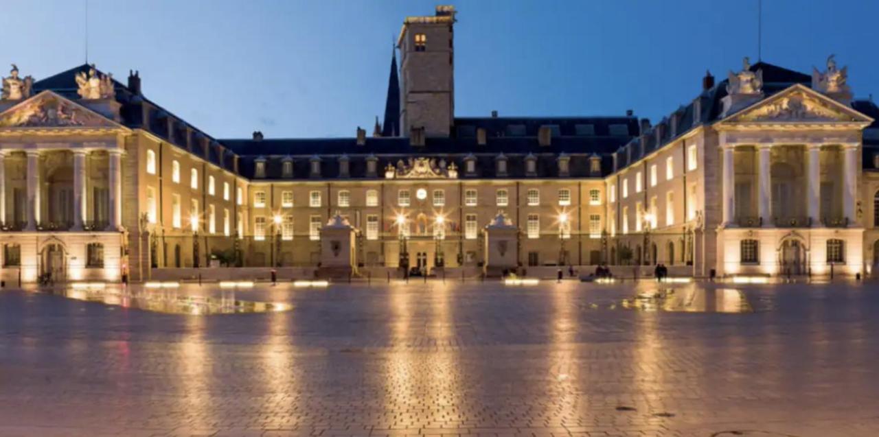 Chambre Cocoon Dans Une Maison Avec Spa Et Jardin En Centre Ville Dijon Exterior foto